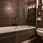 Du Pont Ξενοδοχείο 3*